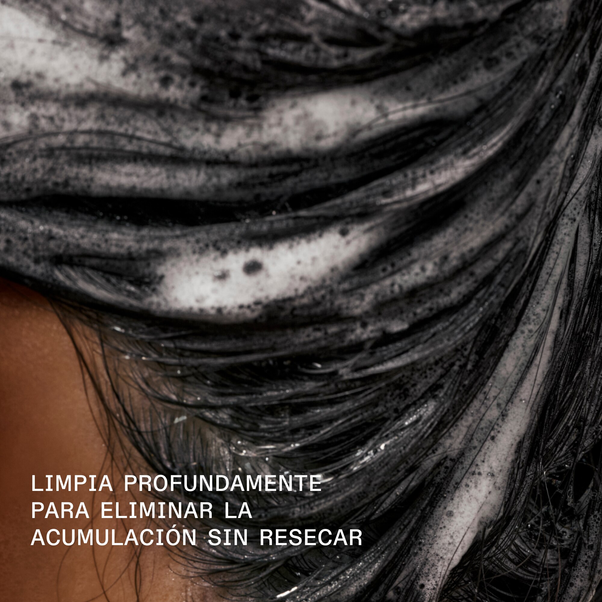 NÚM. 4C BOND MAINTENANCE™ (SHAMPOO CLARIFICADOR)